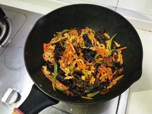 超級下飯?魚香肉絲的做法 步驟7