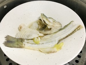 這魚孩子可多吃，胃口好長得也快，貴些也值得的做法 步驟3