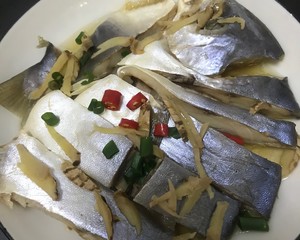 【下飯神組合】五花肉蒸金鯧魚干的做法 步驟6