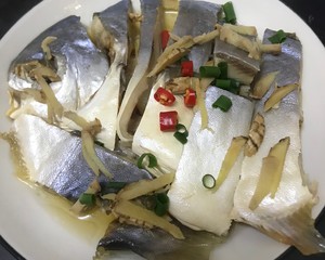 【下飯神組合】五花肉蒸金鯧魚干的做法 步驟5