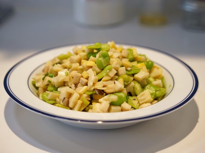 蔥油蠶豆筍丁杏鮑菇的做法