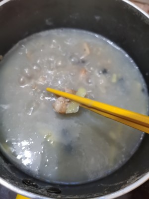 減脂版皮蛋瘦肉粥（即皮蛋雞胸肉生菜燕麥粥）的做法 步驟3