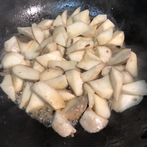 杏鮑菇蘆筍牛肉粒的做法 步驟4