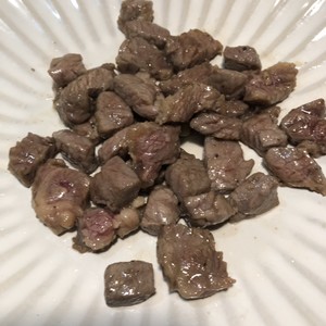 杏鮑菇蘆筍牛肉粒的做法 步驟3