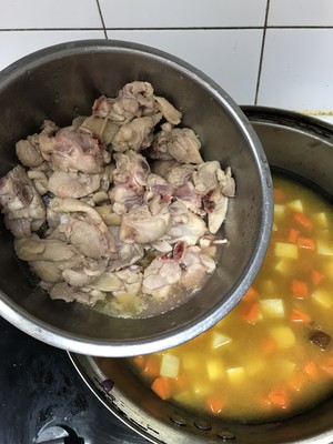 咖哩飯、雞肉咖哩、便當飯配菜，詳細版咖哩雞的做法 步驟23