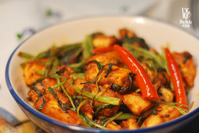 東南亞風味小炒：馬來炒豆腐@壞露露的露臺食光的做法