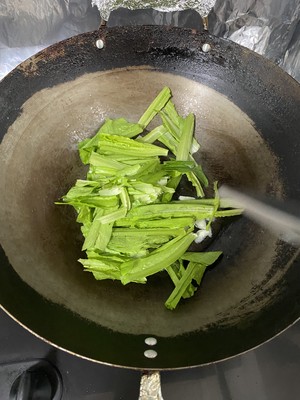 蠔油蒜蓉油麥菜的做法 步驟4