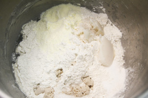 日式鹽面包的做法 步驟1