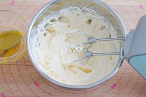 ??日本YOKU MOKU之檸檬奶油戚風蛋糕的做法 步驟14