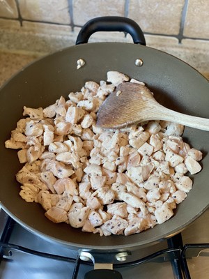 西式蓋澆飯-紅醬雞肉杏鮑菇焗飯的做法 步驟3