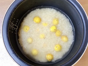 金貓咪食堂-栗子冬菇飯的做法 步驟4