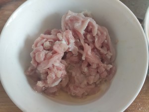 青椒肉絲的做法 步驟1