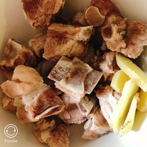 冬季大補：排骨玉米山藥湯的做法 步驟3