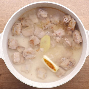 冬瓜排骨湯的做法 步驟4