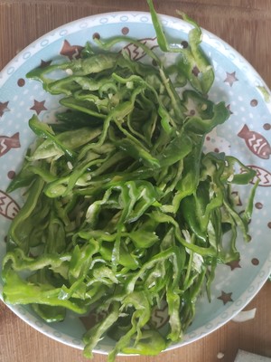 青椒肉絲的做法 步驟4