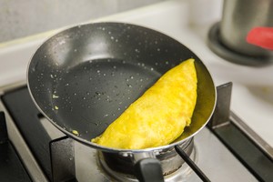 怎樣做一份完美的歐姆蛋omelette （法式煎蛋卷）的做法 步驟15