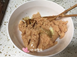 無淀粉雞胸肉丸子（減肥、火鍋）的做法 步驟3