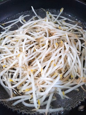 比肉餅還好吃的香酥素菜餡餅（以后再也不用排長隊了）的做法 步驟5