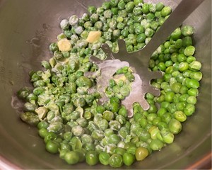 西餐配菜：奶油青豆碎 Creamed Peas的做法 步驟3